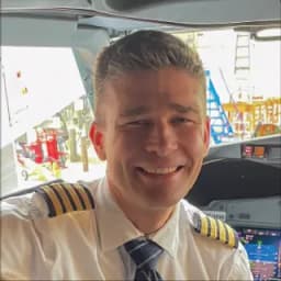 Peter Lynde, ATP-rated Flight Instructor and Boeing 737 Captain at Aviator.NYC